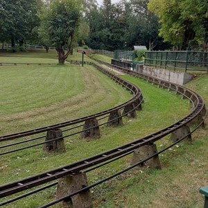 Train R